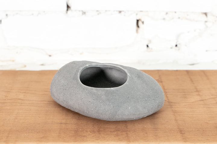 Gray Ceramic Stone Air Plant Holder